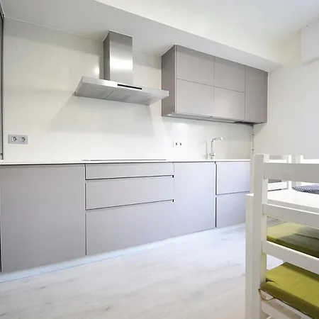 Galihost - En Pleno Centro De Portonovo, Apartment *