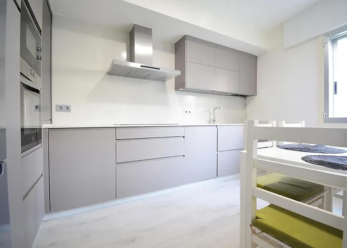 Galihost - En Pleno Centro De Portonovo, Apartment *